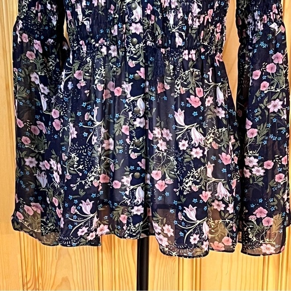 Essue Black Floral Print Gathered Ruching Top Sz-L - Picture 3 of 13